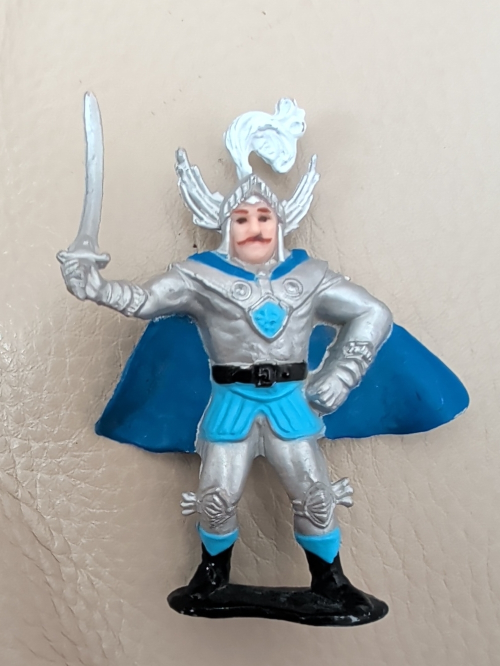 vintage 1983 LJN Advanced Dungeons & Dragons Strongheart paladin Action figure